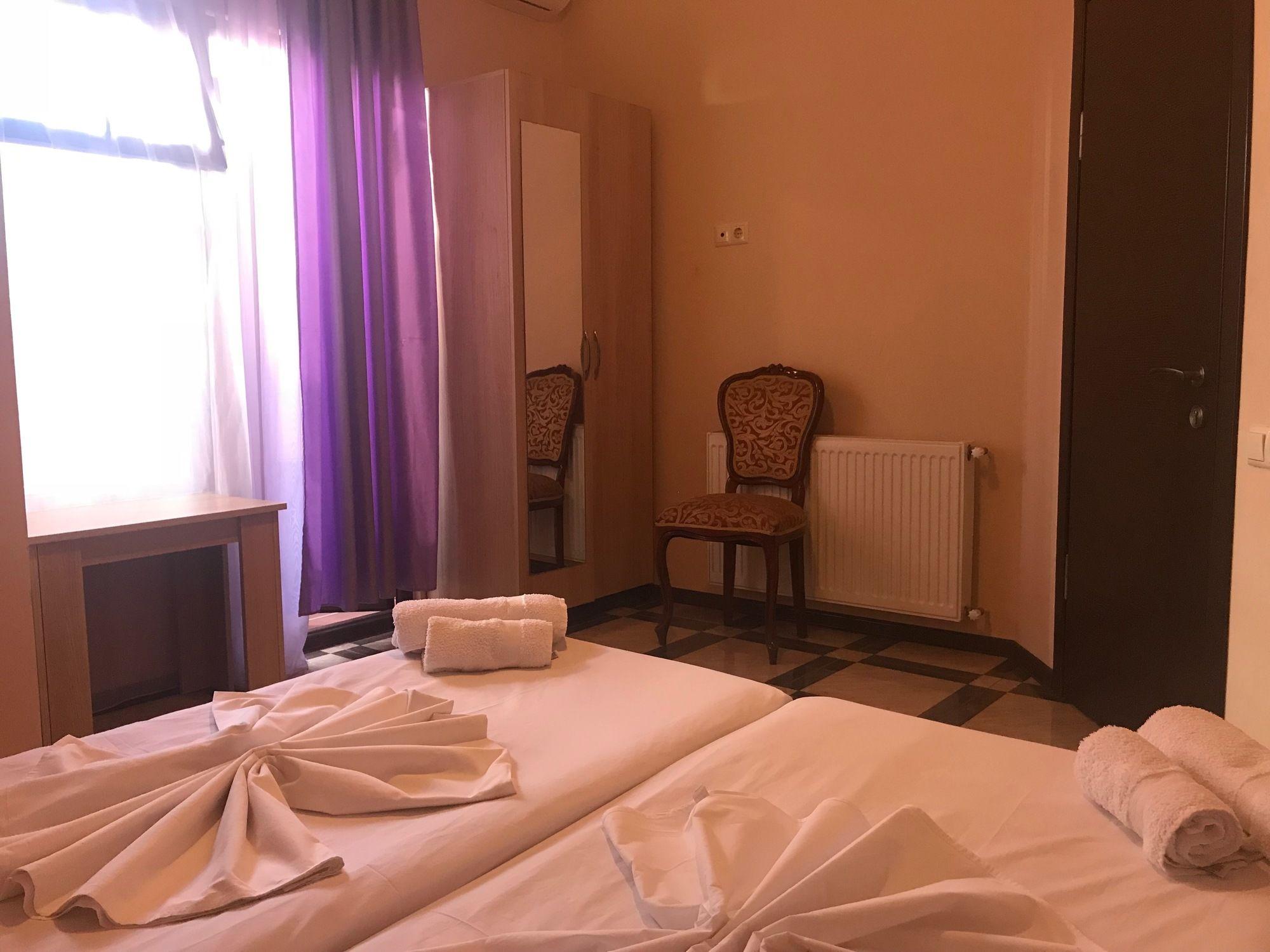 Holiday House Batumi Luaran gambar