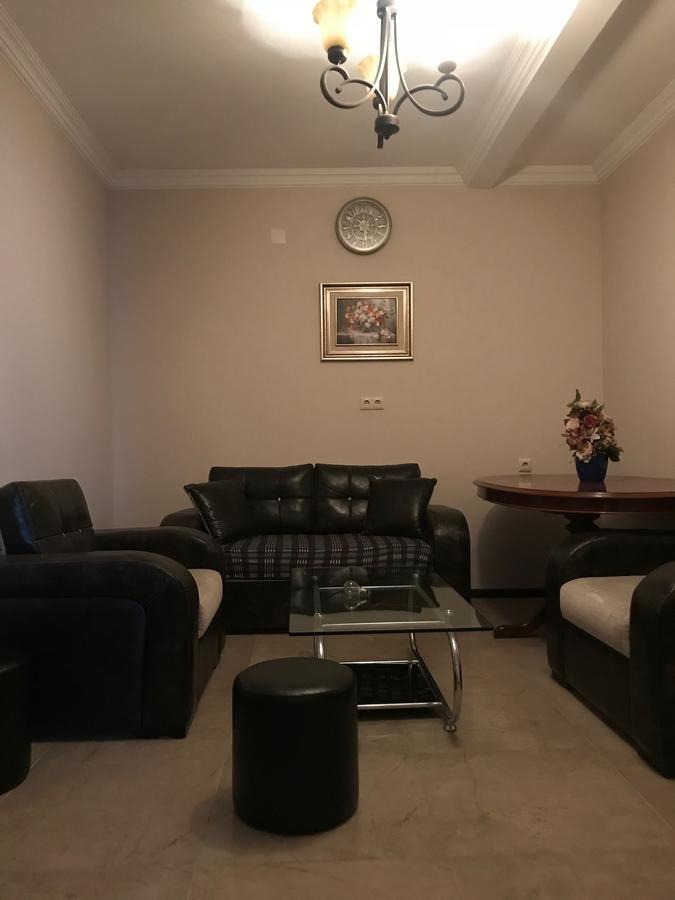 Holiday House Batumi Luaran gambar